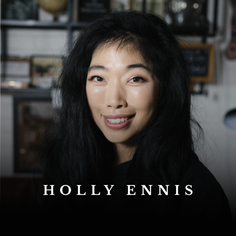 Holly Ennis artist portrait